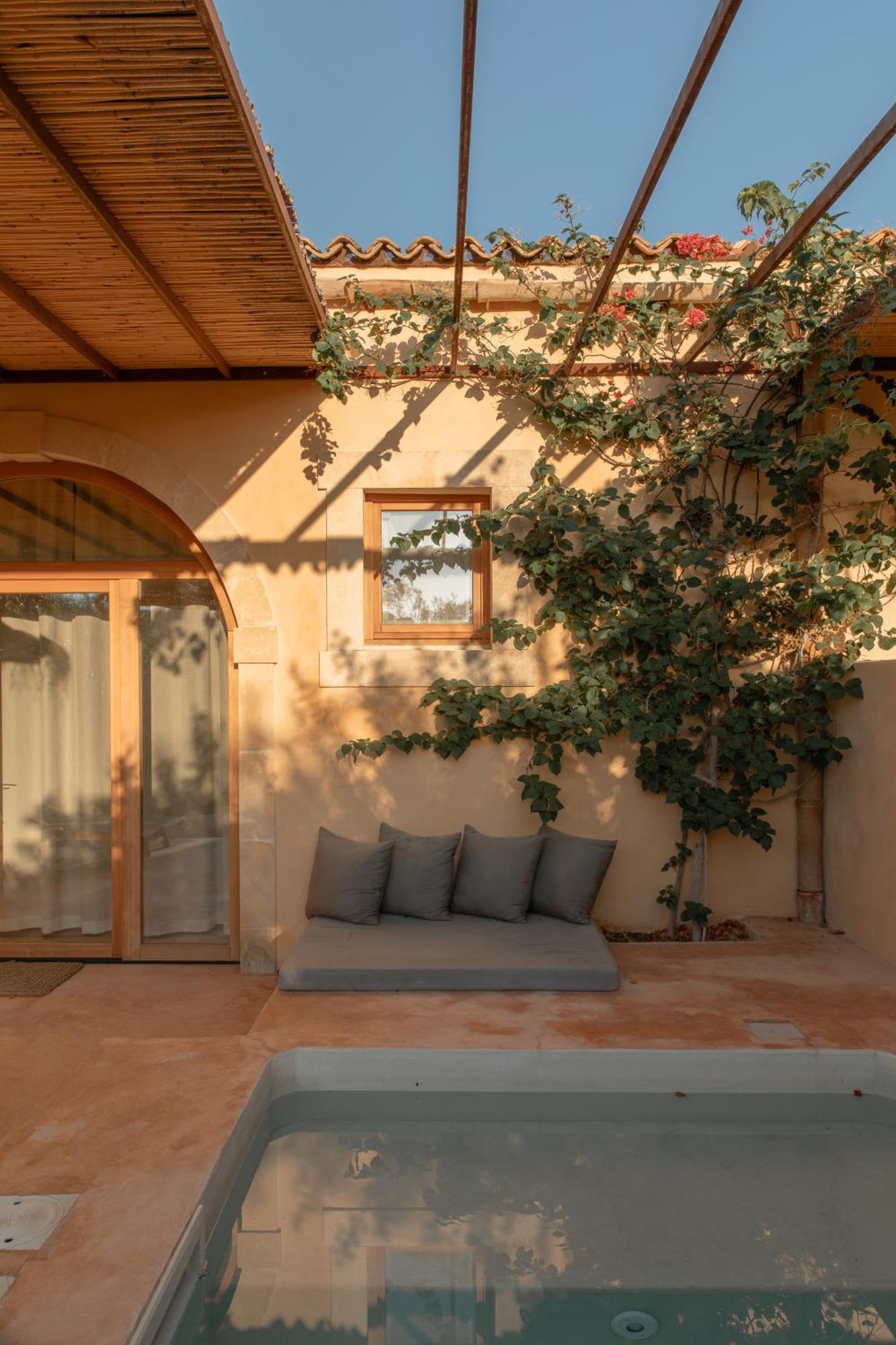 Iuta Farm * Noto